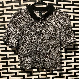 Cheetah crop-tee